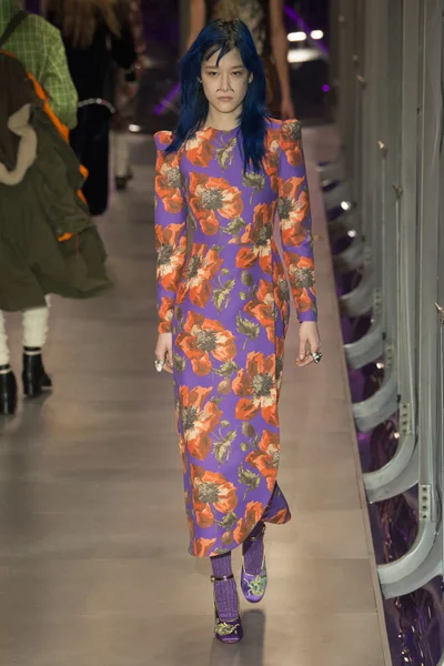 Look 106